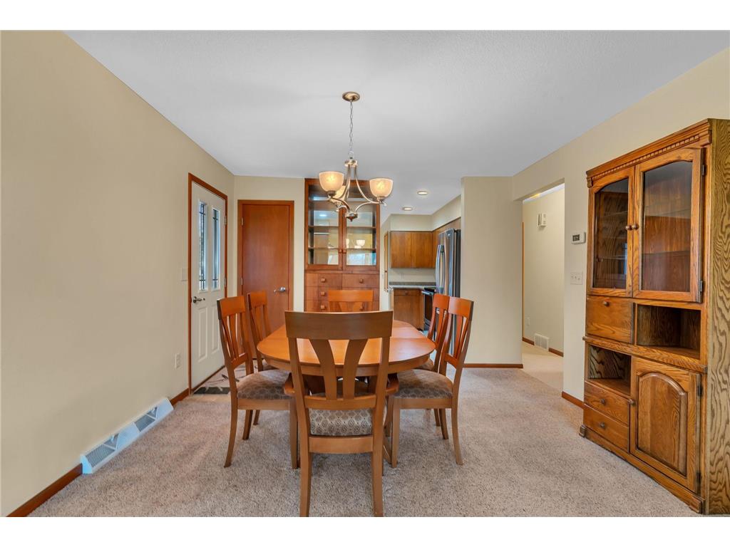 311 E Oak Avenue Olivia MN 56277 7052588 image8