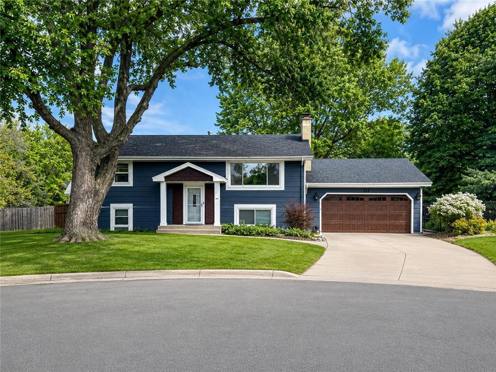 311 Eagle Ridge Circle Burnsville MN 55337 7073248 image1