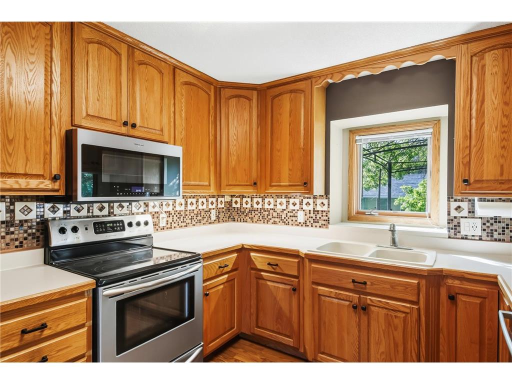 311 Eagle Ridge Circle Burnsville MN 55337 7073248 image19