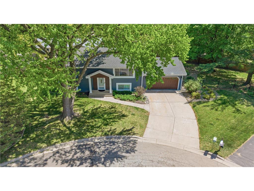 311 Eagle Ridge Circle Burnsville MN 55337 7073248 image2