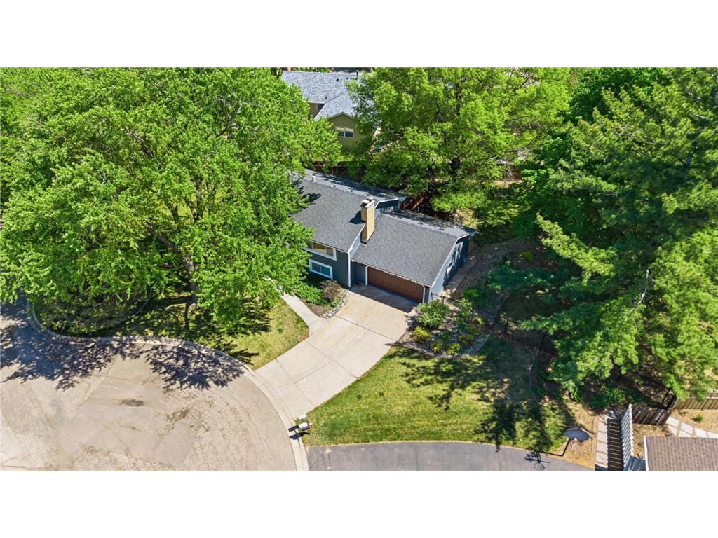 311 Eagle Ridge Circle Burnsville MN 55337 7073248 image3