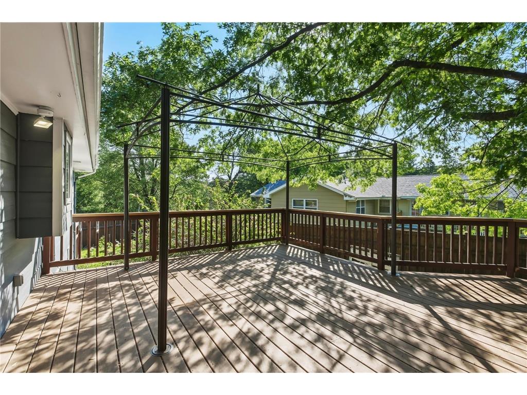 311 Eagle Ridge Circle Burnsville MN 55337 7073248 image34