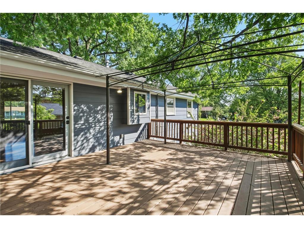 311 Eagle Ridge Circle Burnsville MN 55337 7073248 image36