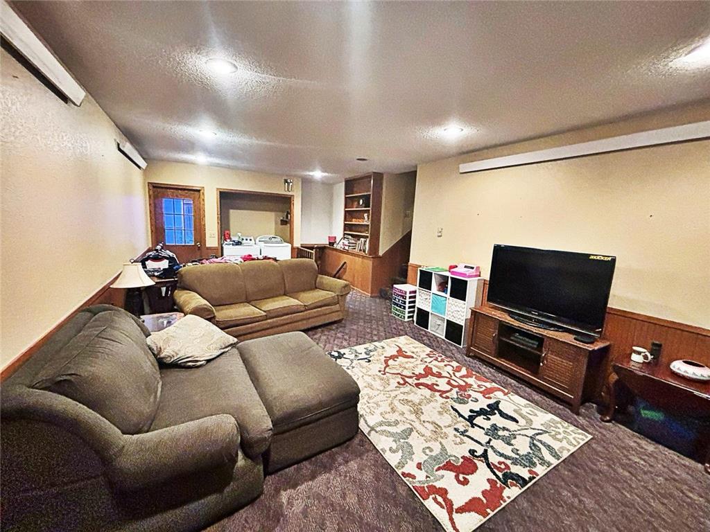 311 Front Street E Redwood Falls MN 56283 6812086 image13