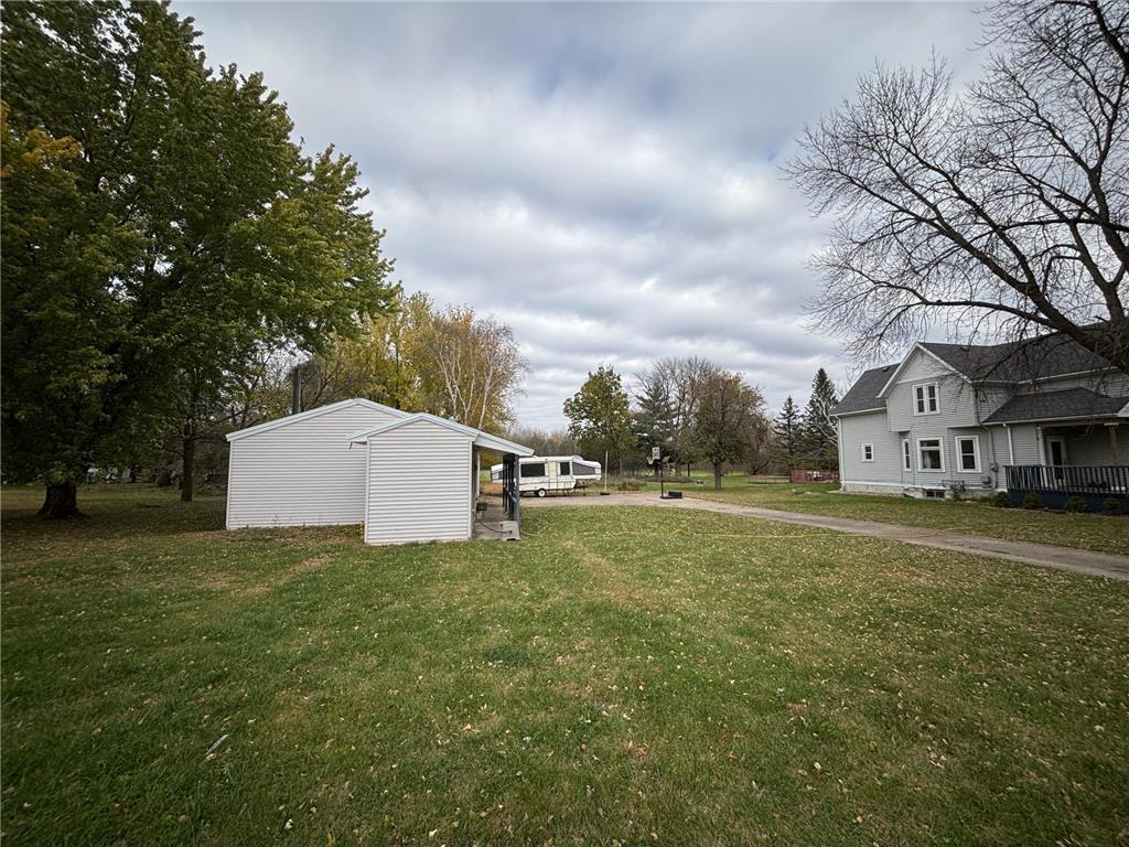 311 Front Street E Redwood Falls MN 56283 6812086 image5