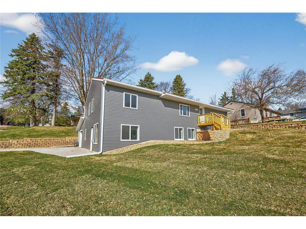 311 Highland Court SW Rochester MN 55902 7045304 image1