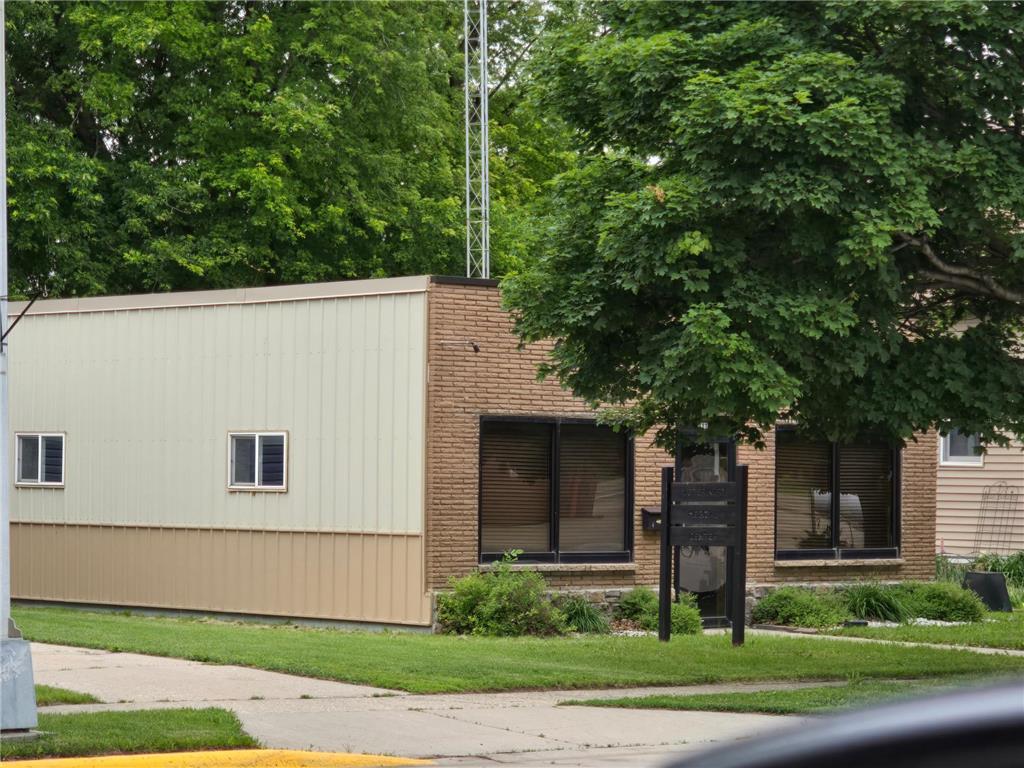 311 Maine Avenue Adrian MN 56110 6737715 image1