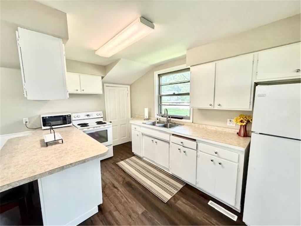 311 N Grove Street Redwood Falls MN 56283 6742237 image20