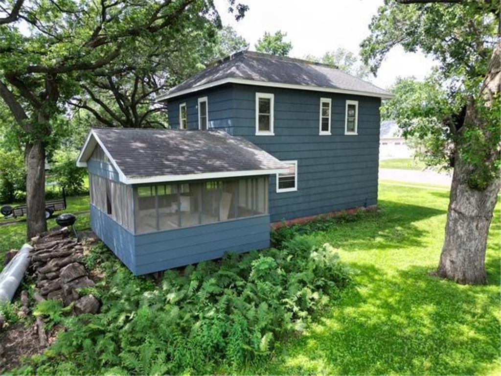 311 N Grove Street Redwood Falls MN 56283 6742237 image5