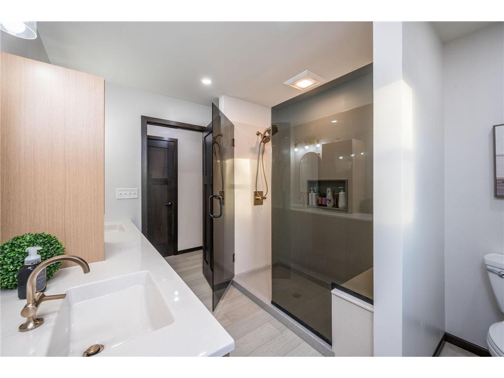 311 N Manyaska Street Sherburn MN 56171 7034138 image18