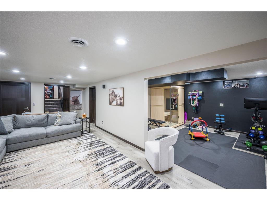 311 N Manyaska Street Sherburn MN 56171 7034138 image27