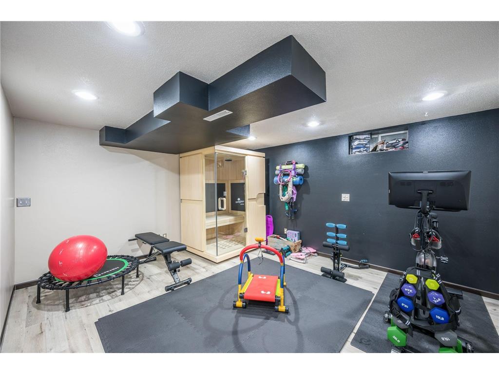 311 N Manyaska Street Sherburn MN 56171 7034138 image28