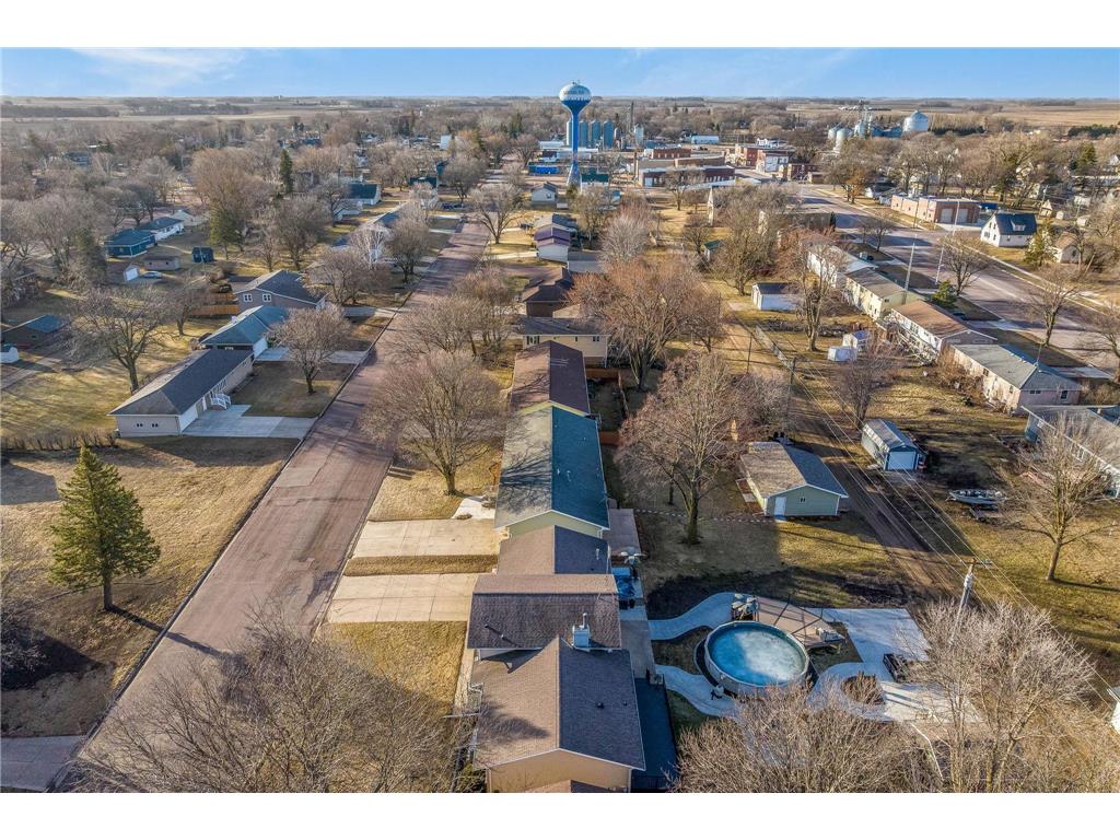 311 N Manyaska Street Sherburn MN 56171 7034138 image47
