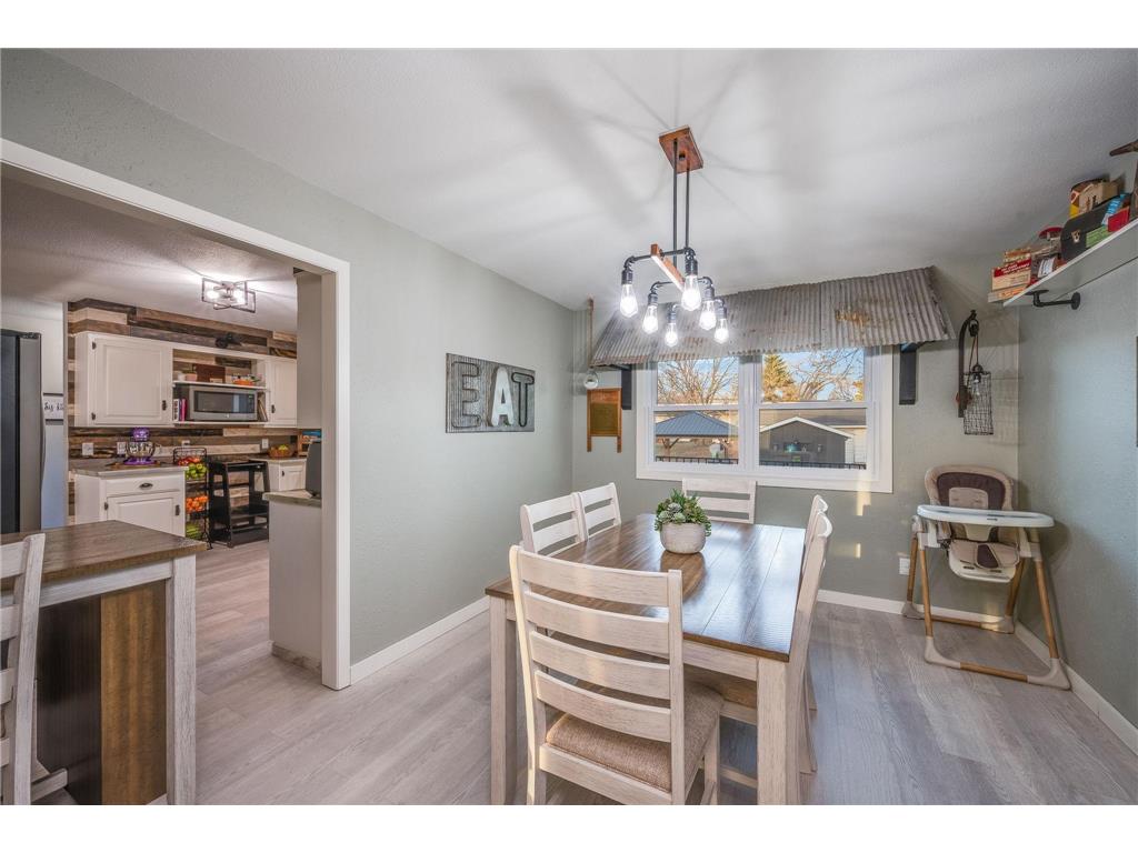 311 N Manyaska Street Sherburn MN 56171 7034138 image6