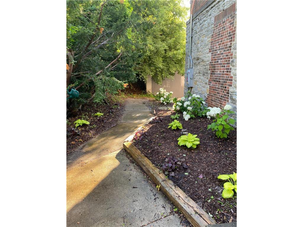 311 Pleasant Avenue #215 Saint Paul MN 55102 7036291 image34