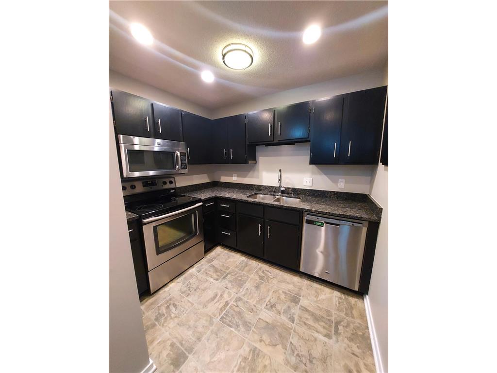 311 Pleasant Avenue #404 Saint Paul MN 55102 7029360 image2