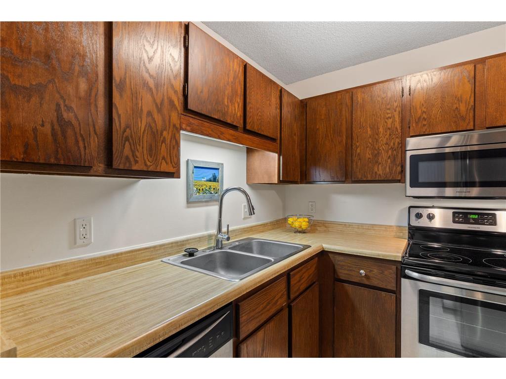 311 Pleasant Avenue #409 Saint Paul MN 55102 7084007 image6