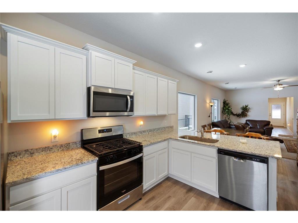 311 Redwood Street N Cambridge MN 55008 7007600 image11