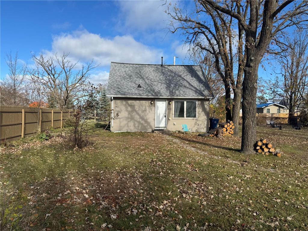311 Roosevelt Road SW Bemidji MN 56601 6807907 image1
