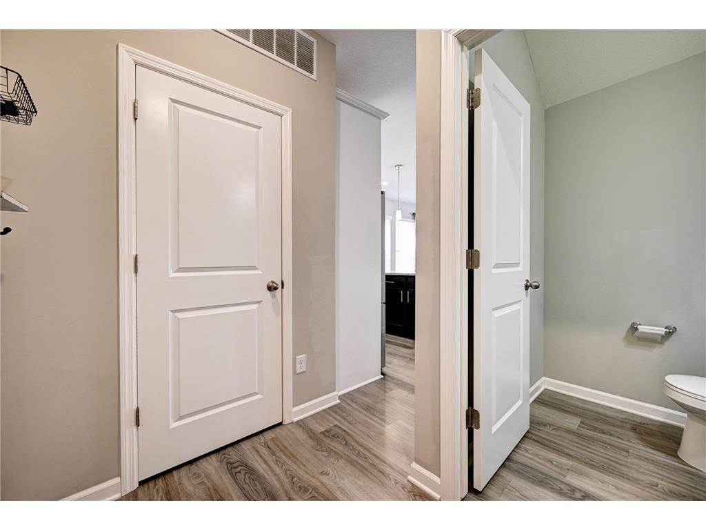 311 Rum River Way Anoka MN 55303 7029878 image18