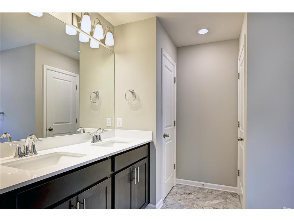 311 Rum River Way Anoka MN 55303 7029878 image38
