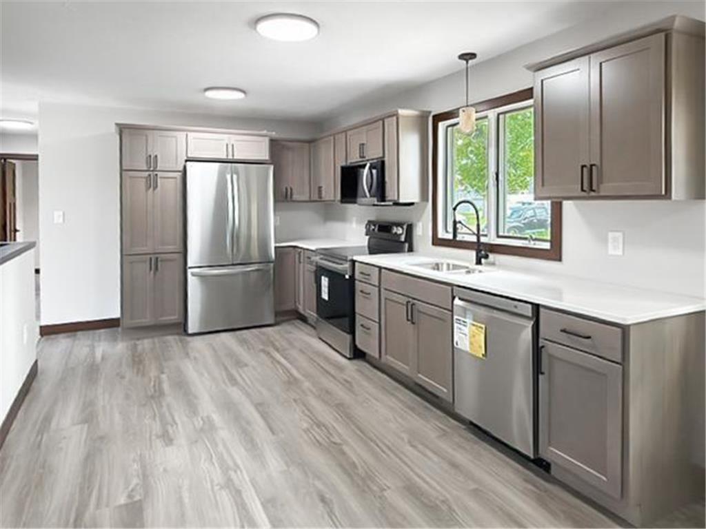 311 S Park Street Hendricks MN 56136 7089323 image4