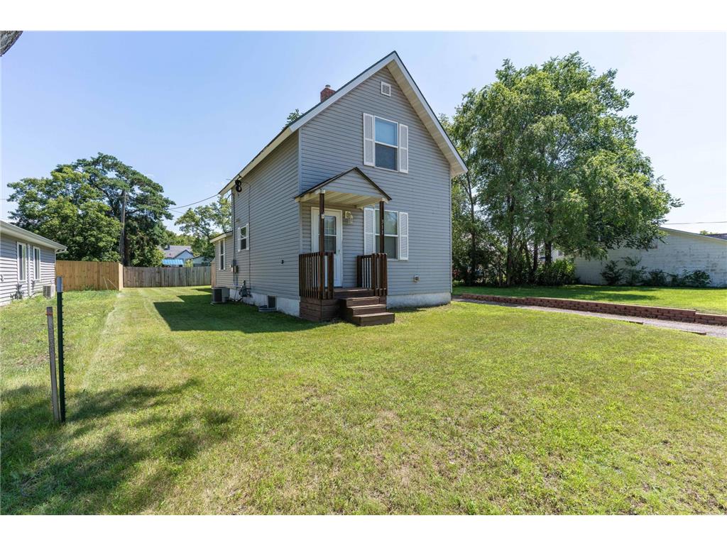 311 Summit Avenue Detroit Lakes MN 56501 6717357 image1