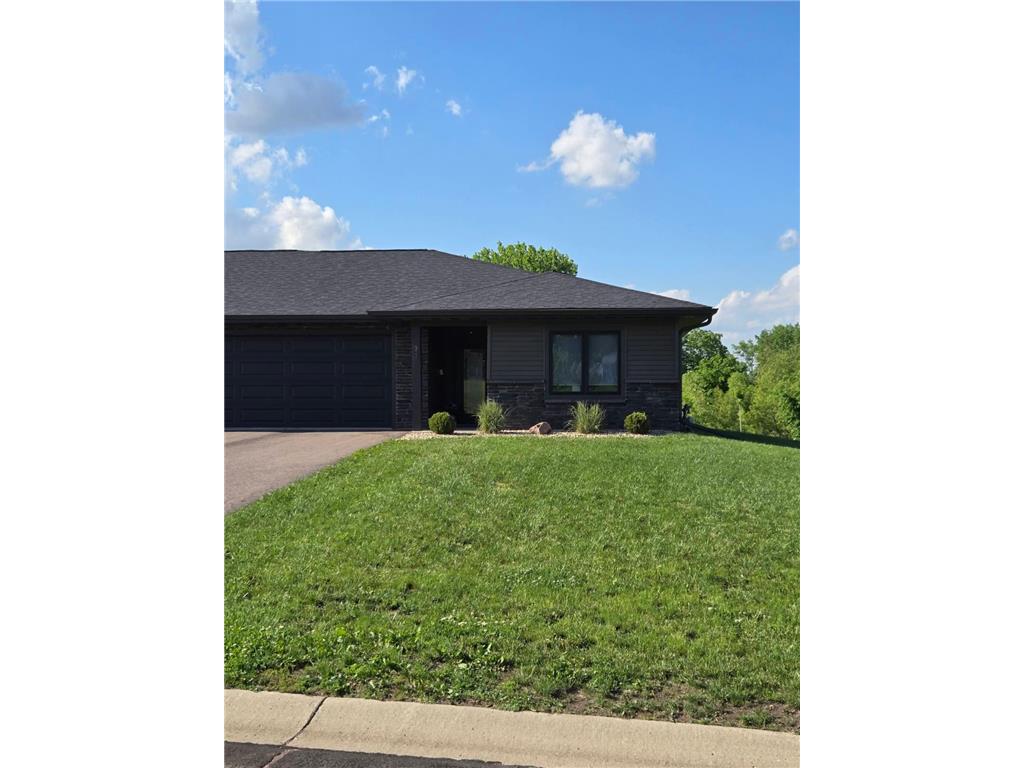 311 Sunset Avenue Mountain Lake MN 56159 - Mountain Lake 7085800 image1