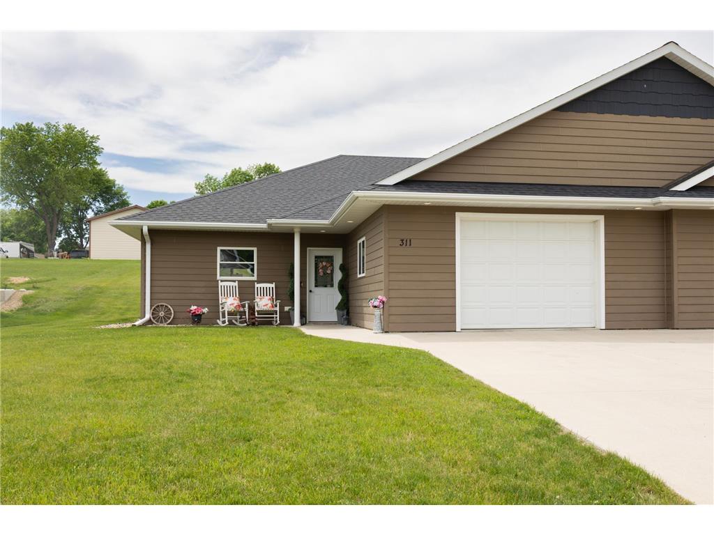 311 Tennessee Avenue Adrian MN 56110 7083965 image1