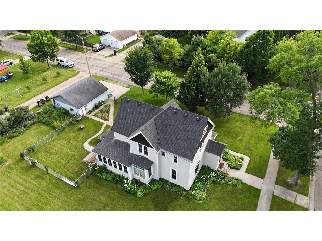 311 W 7th Street Morris MN 56267 6698020 image4