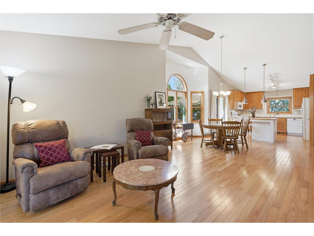 3110 Bluebell Avenue N Brooklyn Park MN 55443 7043145 image20