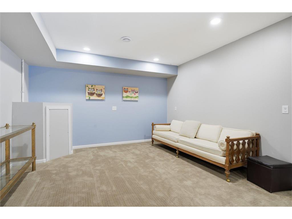3110 Bluebell Avenue N Brooklyn Park MN 55443 7043145 image33