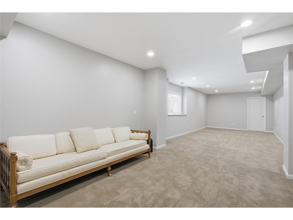 3110 Bluebell Avenue N Brooklyn Park MN 55443 7043145 image35