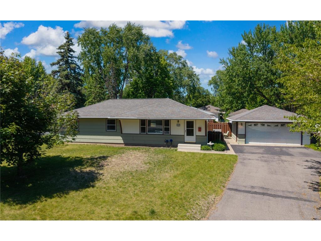 3110 W 82nd Street Bloomington MN 55431 7077302 image1