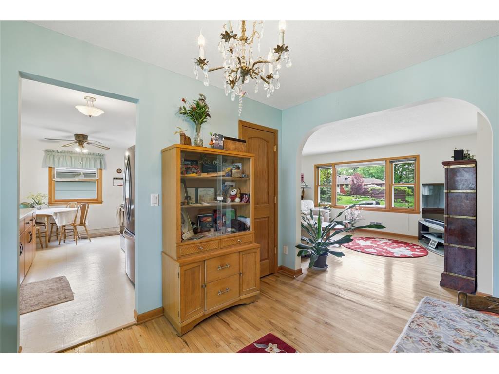 3110 W 82nd Street Bloomington MN 55431 7077302 image12