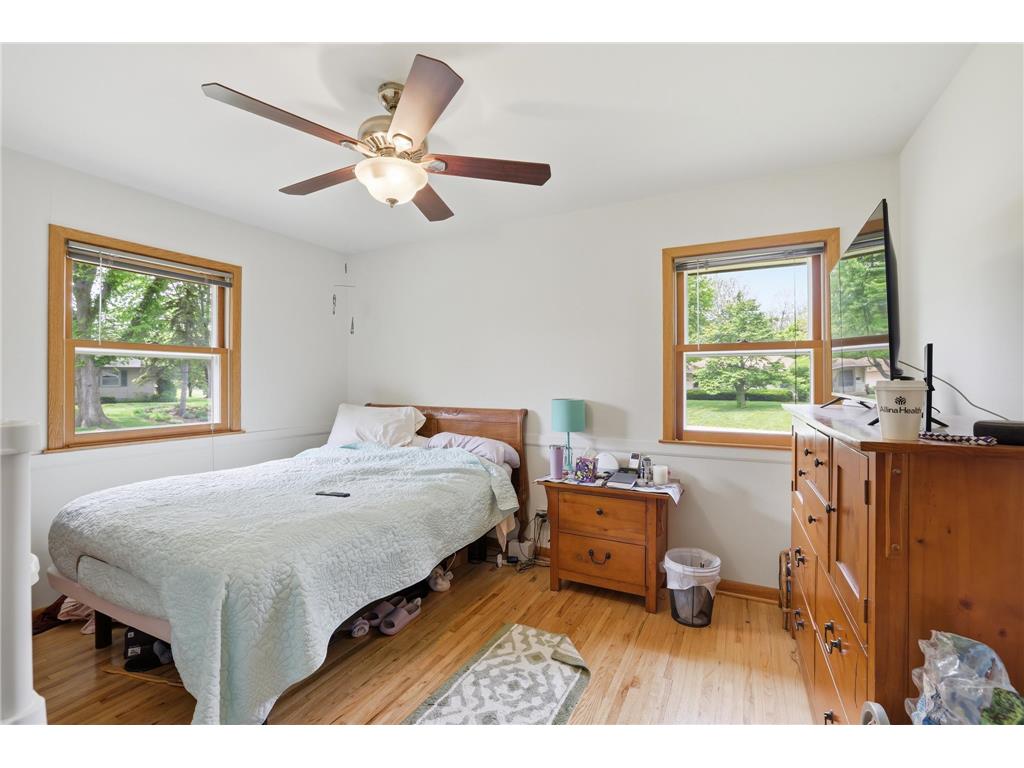 3110 W 82nd Street Bloomington MN 55431 7077302 image16