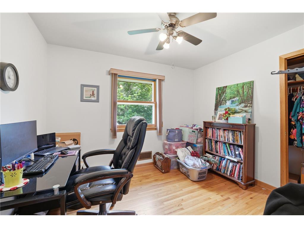3110 W 82nd Street Bloomington MN 55431 7077302 image17