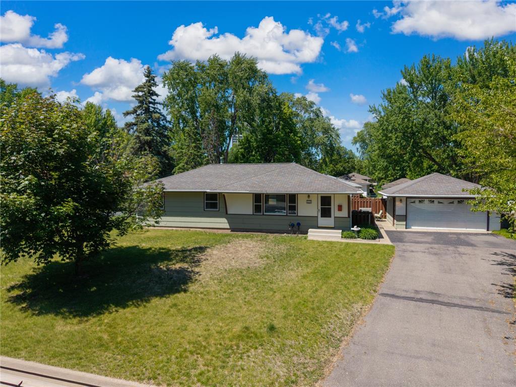 3110 W 82nd Street Bloomington MN 55431 7077302 image27