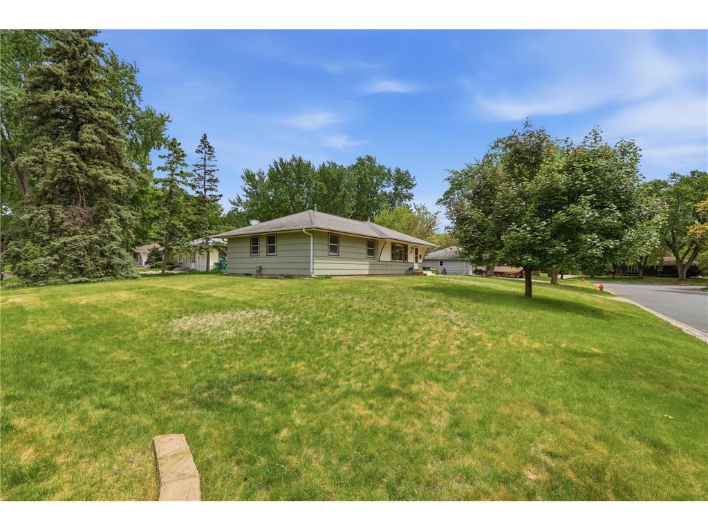 3110 W 82nd Street Bloomington MN 55431 7077302 image31