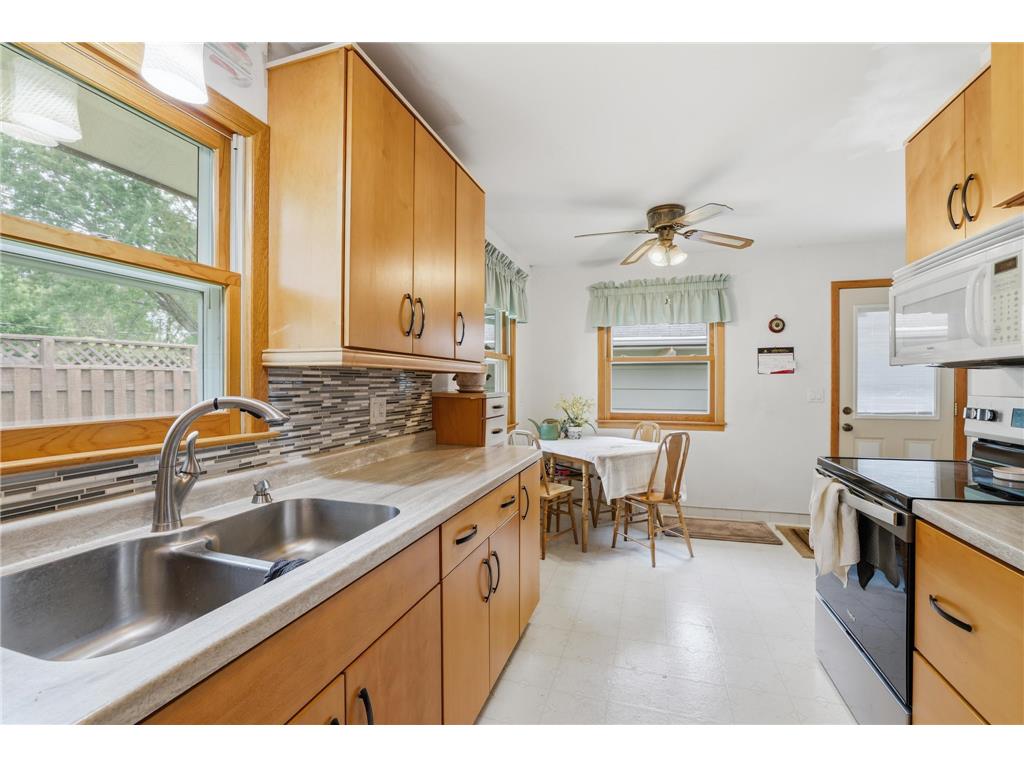 3110 W 82nd Street Bloomington MN 55431 7077302 image8