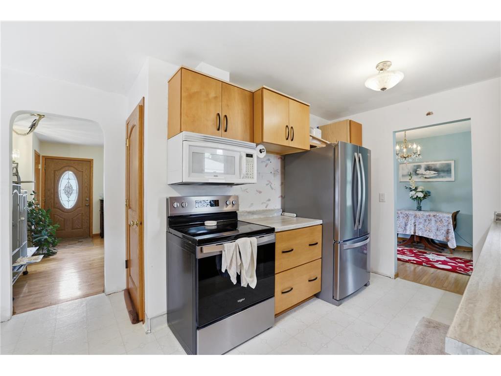 3110 W 82nd Street Bloomington MN 55431 7077302 image9