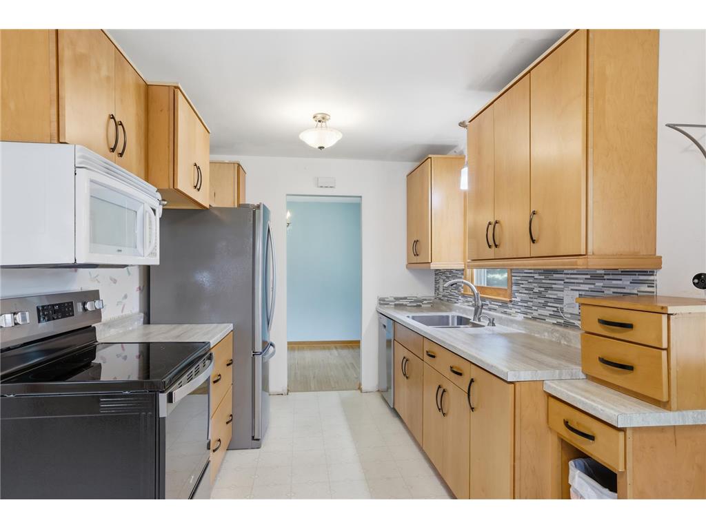 3110 W 82nd Street Bloomington MN 55431 7107613 image13
