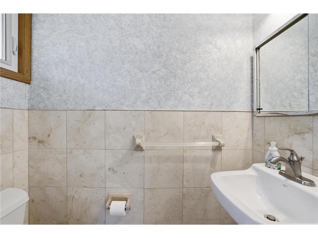 3110 W 82nd Street Bloomington MN 55431 7107613 image21