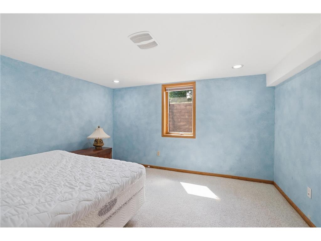 3110 W 82nd Street Bloomington MN 55431 7107613 image26