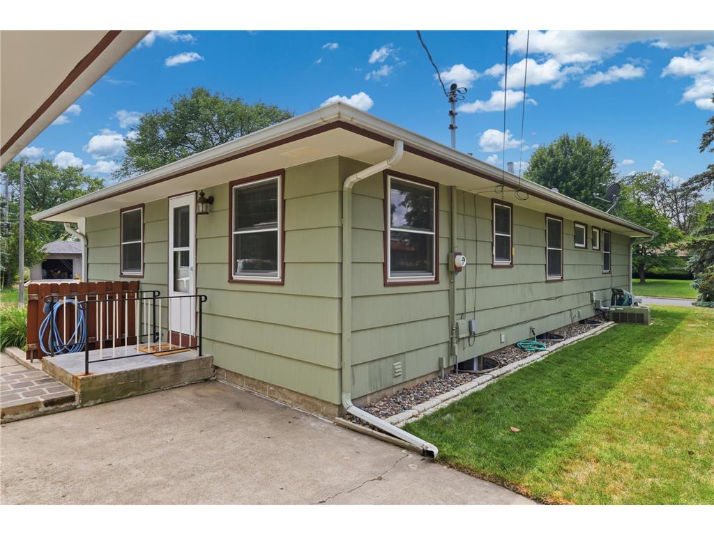 3110 W 82nd Street Bloomington MN 55431 7107613 image31