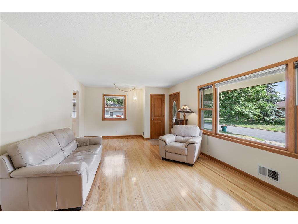 3110 W 82nd Street Bloomington MN 55431 7107613 image6