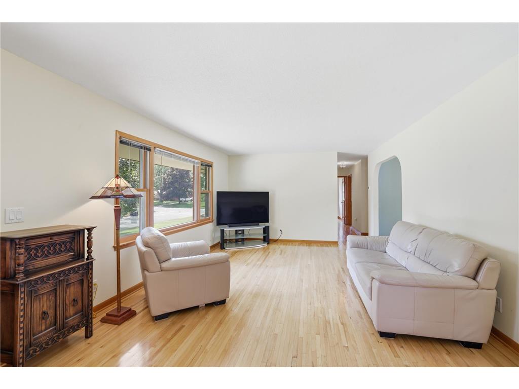 3110 W 82nd Street Bloomington MN 55431 7107613 image7