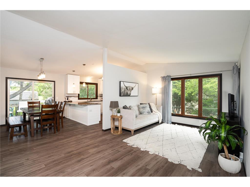 3110 Walnut Grove Lane N, Plymouth, MN, 55447 MLS 6200796 Edina Realty