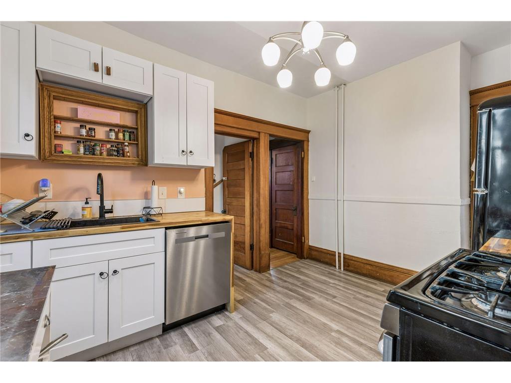 3112 Fremont Avenue S Minneapolis MN 55408 7055559 image17