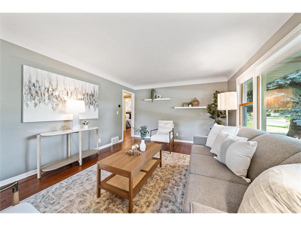 3112 Wilson Street NE Saint Anthony MN 55418 6600803 image1